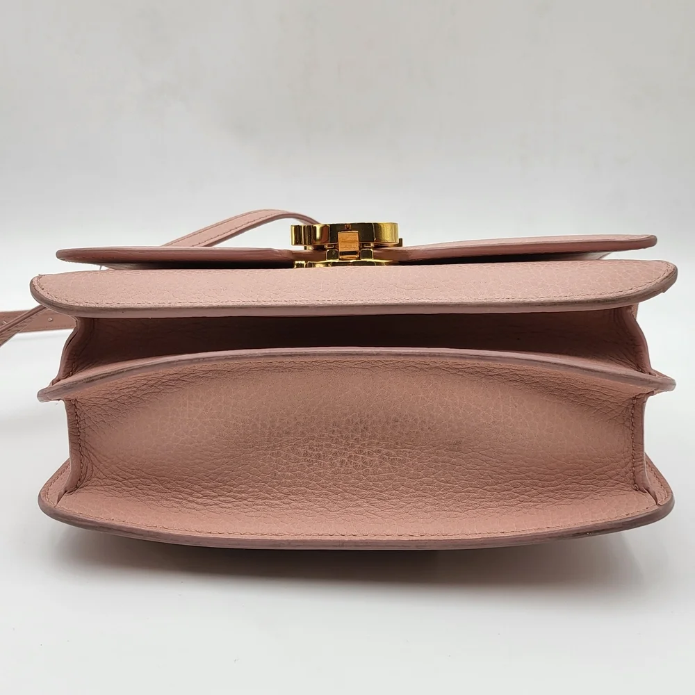 Burberry TB Logo-Plaque Calf Leather Shoulder Bag.. Authentic - Picture 5 of 16